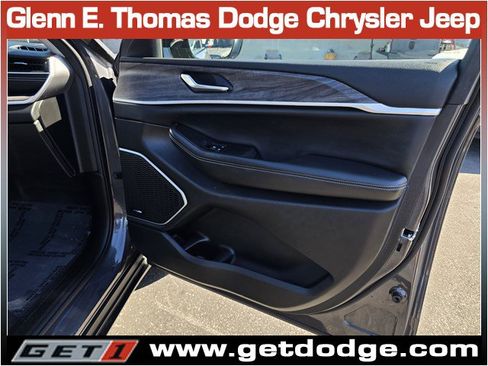 Certified 2022 Jeep Grand Cherokee Limited RWD image 35