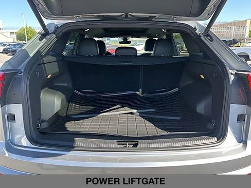 Used 2023 Volkswagen Atlas Cross Sport SEL Premium R-Line AWD/4WD image 17