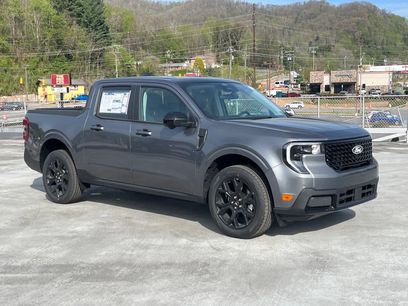 New 2026 Ford Maverick Lariat w/ Black Appearance Package