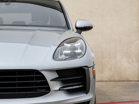 Used 2020 Porsche Macan AWD/4WD image 61