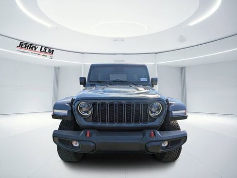 New 2026 Jeep Wrangler Unlimited Rubicon AWD/4WD image 7