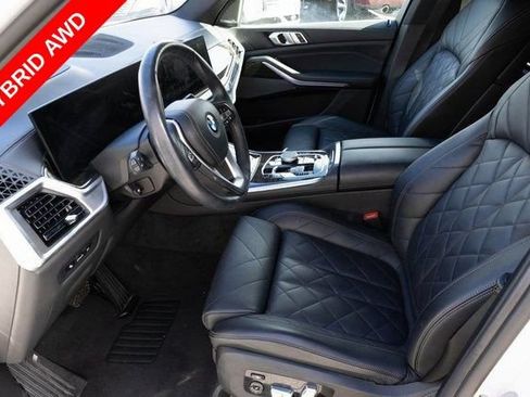 Used 2024 BMW X5 xDrive50e AWD/4WD image 8