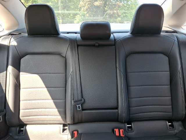 Used 2023 Volkswagen Jetta SE w/ Panoramic Sunroof Package FWD image 19