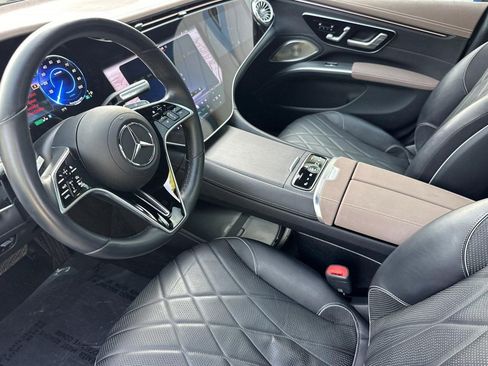 Certified 2023 Mercedes-Benz EQS 580 4MATIC Sedan image 4