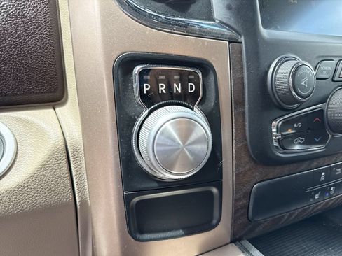 Used 2017 RAM 1500 Laramie Longhorn RWD image 19