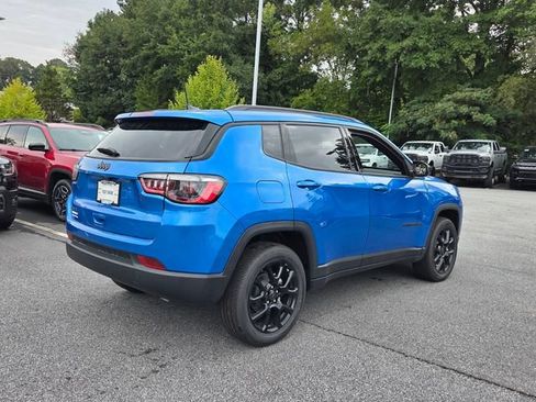 New 2026 Jeep Compass Latitude AWD/4WD image 9