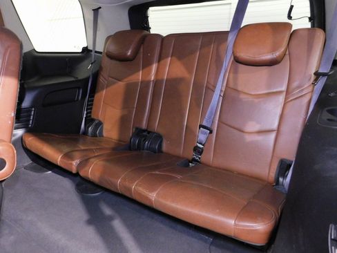 Used 2015 Cadillac Escalade Luxury image 78