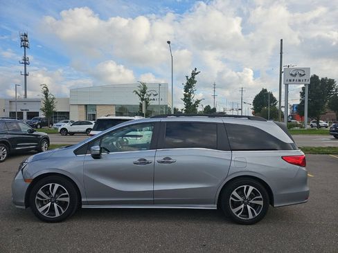 Used 2021 Honda Odyssey Touring image 6