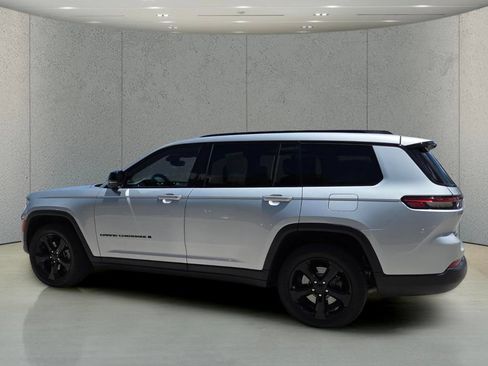 Used 2021 Jeep Grand Cherokee L Laredo AWD/4WD image 8
