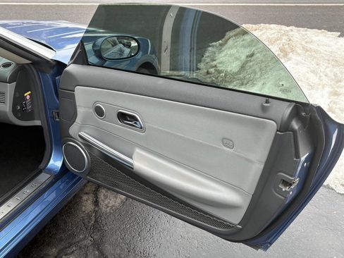 Used 2005 Chrysler Crossfire Limited image 20