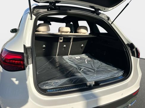 New 2026 Mercedes-Benz GLC 300 image 10