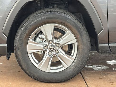 Certified 2025 Toyota RAV4 XLE image 33