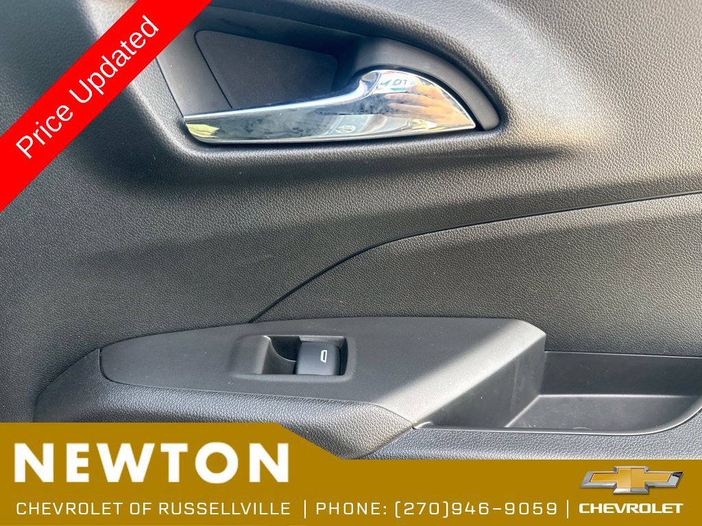 Used 2024 Chevrolet Trax ACTIV w/ Driver Confidence Package FWD image 28
