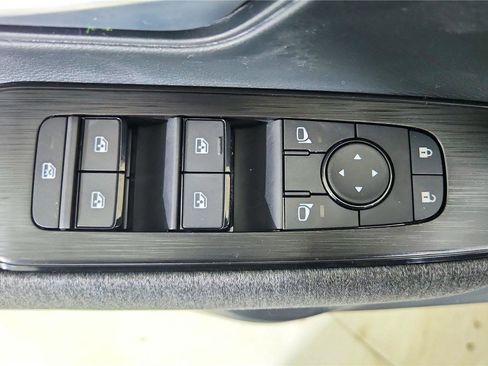 Certified 2026 Nissan Kicks SV w/ Cold Weather Package image 18