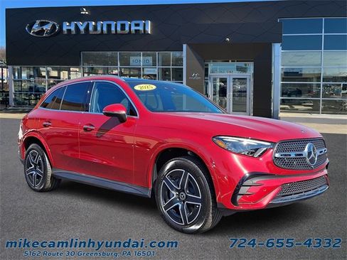 Used 2025 Mercedes-Benz GLC 300 4MATIC image 1