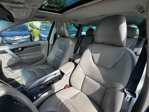 Used 2007 Volvo XC70 AWD/4WD image 11