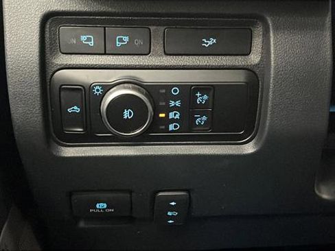 Used 2023 Ford F350 Lariat w/ Lariat Ultimate Package AWD/4WD image 33