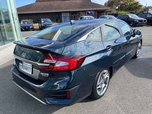 Used 2018 Honda Clarity Touring image 8