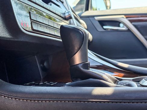 Used 2019 Lexus RX 350 FWD w/ Premium Package image 21