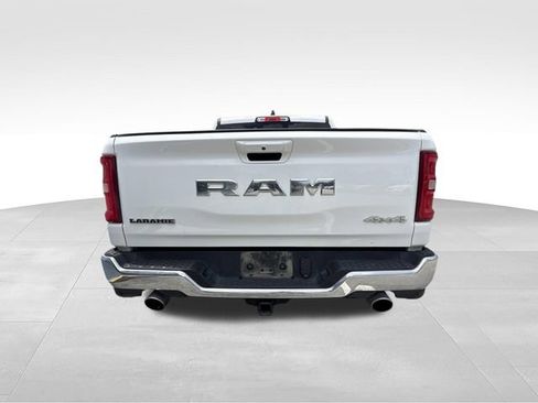 Used 2025 RAM 1500 Laramie AWD/4WD image 8