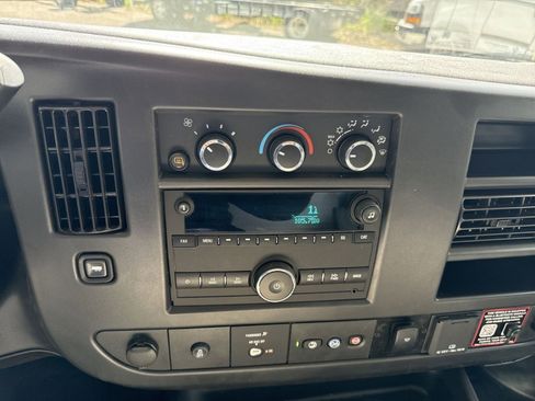 New 2025 GMC Savana 3500 w/ Power Convenience Package image 17