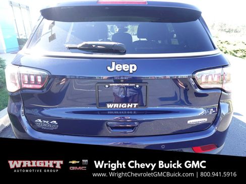 Used 2018 Jeep Compass Latitude w/ Popular Equipment Group image 4