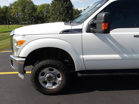 Used 2011 Ford F250 XLT w/ XLT Interior Pkg AWD/4WD image 32