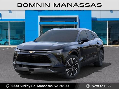 New 2025 Chevrolet Blazer EV LT image 6