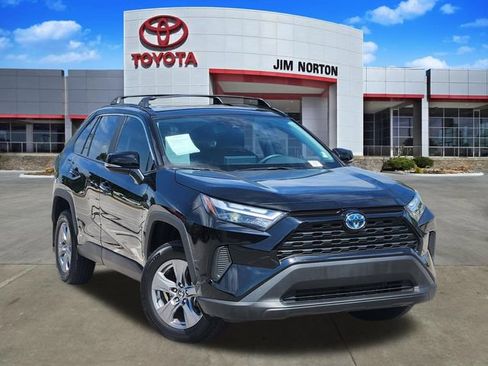 Used 2023 Toyota RAV4 XLE w/ Convenience Package AWD/4WD image 1