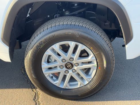 Used 2024 Toyota Tundra SR5 w/ SR5 Convenience Package image 9