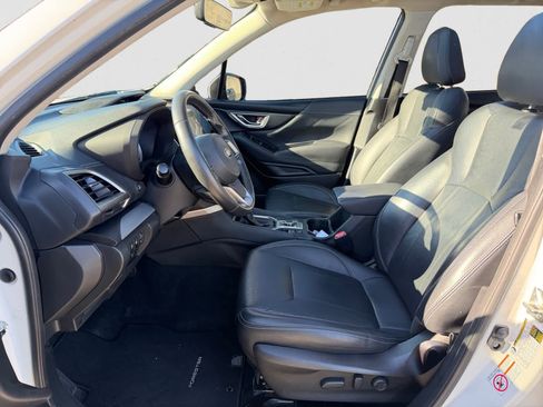 Used 2019 Subaru Forester Limited image 16