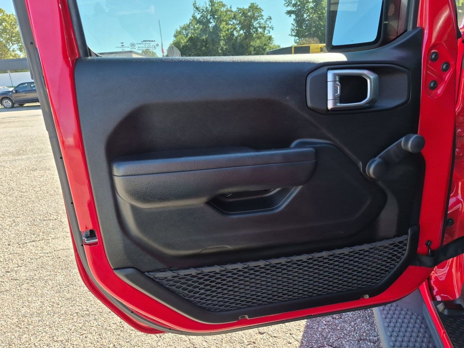 Used 2022 Jeep Wrangler Sport AWD/4WD image 21