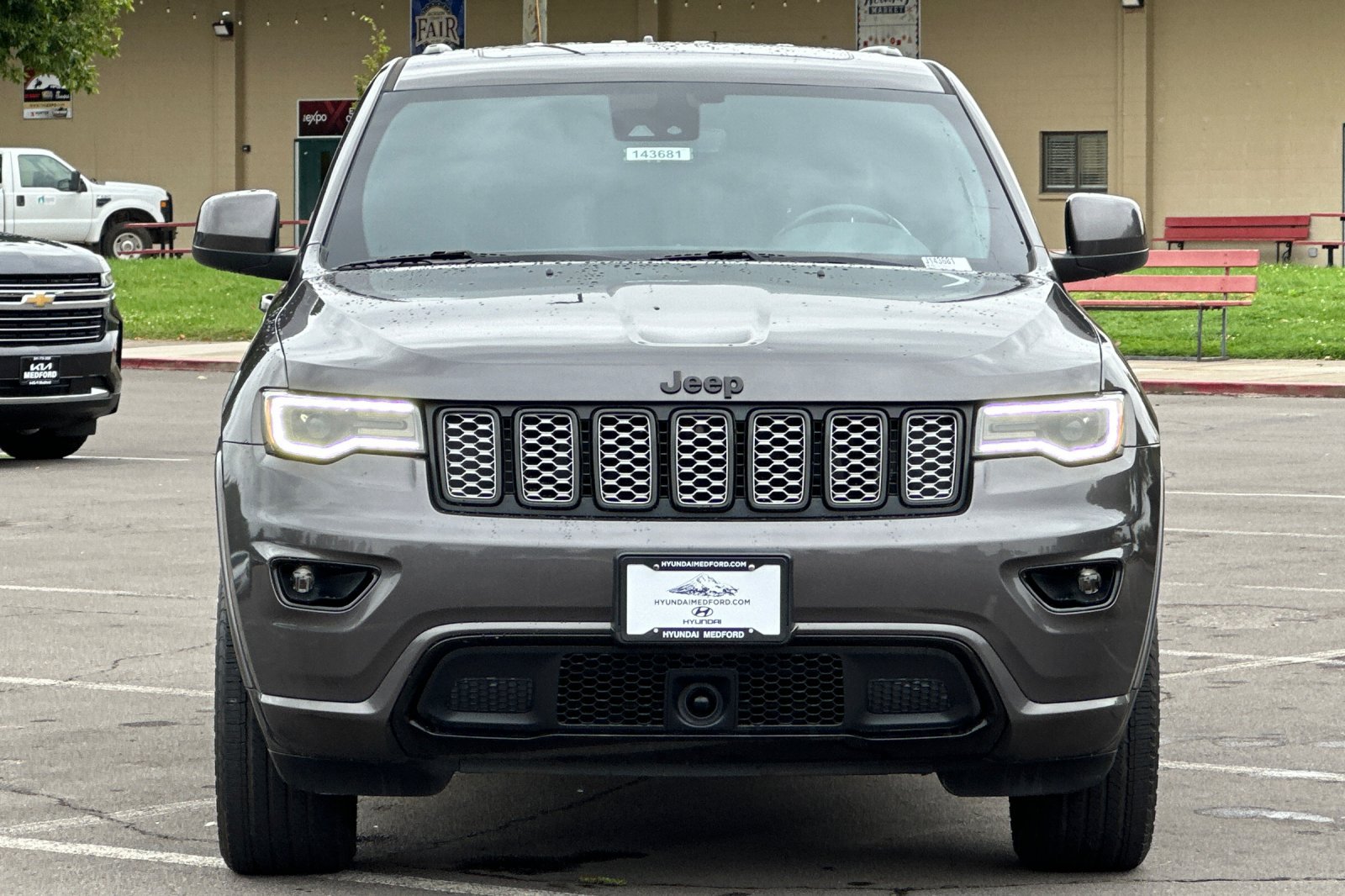 Used 2021 Jeep Grand Cherokee Laredo X AWD/4WD image 9