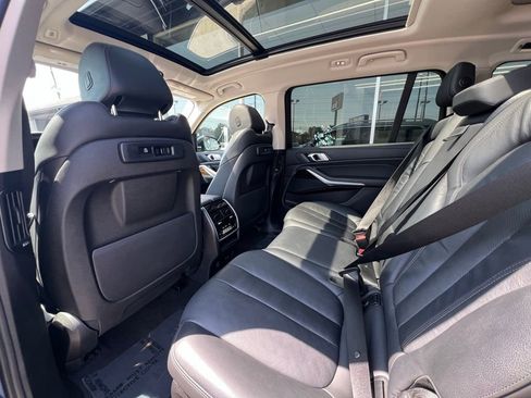 Used 2020 BMW X7 xDrive40i w/ Cold Weather Package image 18