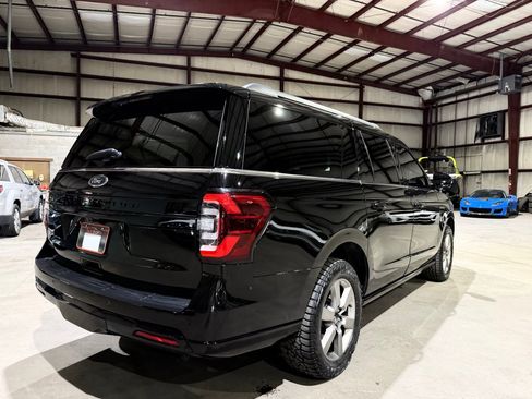 Used 2024 Ford Expedition Max Limited RWD image 5