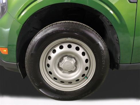 Used 2025 Ford Maverick XL image 11