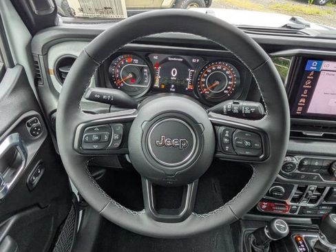 New 2026 Jeep Wrangler Unlimited Sport AWD/4WD image 18