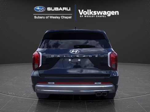 Used 2024 Hyundai Palisade Calligraphy FWD image 6