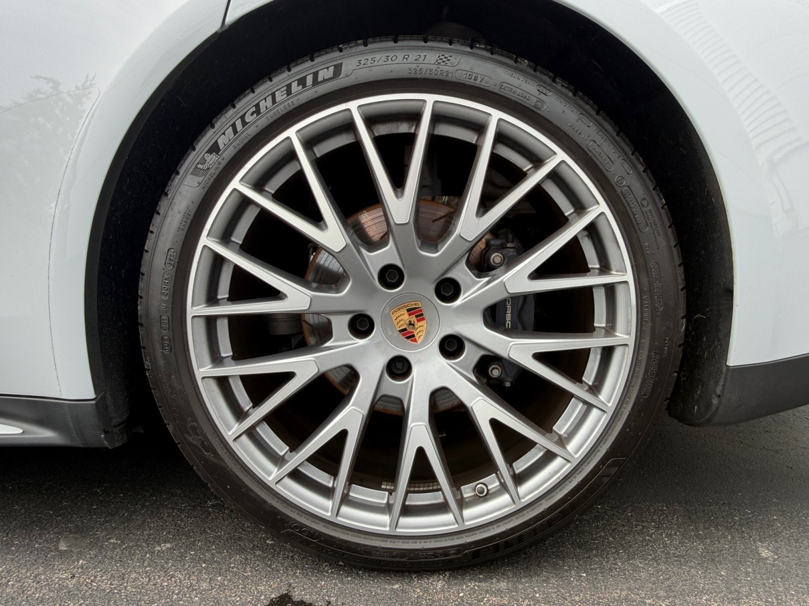 Certified 2025 Porsche Panamera 4 AWD/4WD image 10