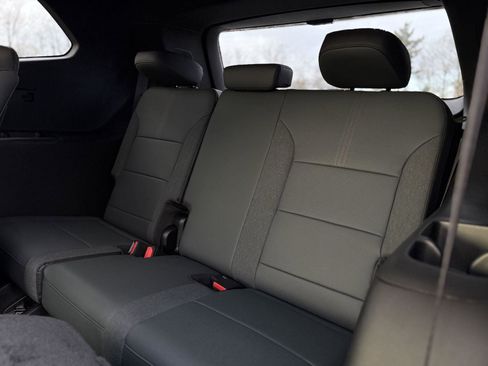 New 2026 GMC Acadia AT4 image 14