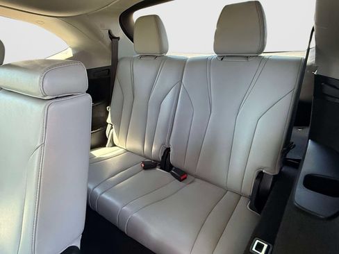Certified 2023 Acura MDX SH-AWD w/ Technology Package image 10