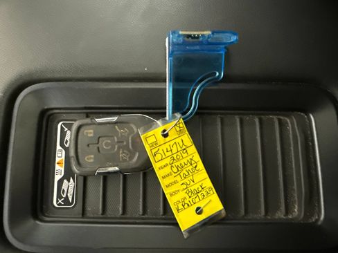 Used 2019 Chevrolet Tahoe Premier AWD/4WD image 36