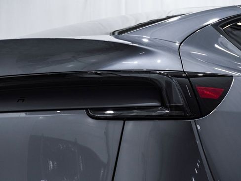 Used 2026 Tesla Model Y Long Range image 13