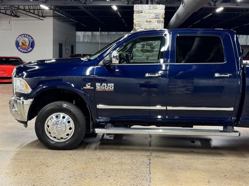 Used 2017 RAM 3500 Laramie AWD/4WD image 5