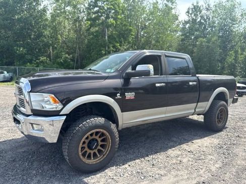 Used 2010 Dodge Ram 2500 Truck Laramie w/ Cold Weather Pkg AWD/4WD image 35
