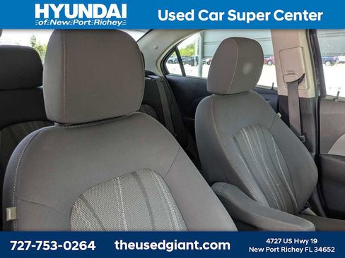 Used 2016 Chevrolet Sonic LT w/ Driver Confidence Package FWD image 6