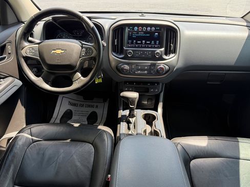 Used 2018 Chevrolet Colorado Z71 AWD/4WD image 18