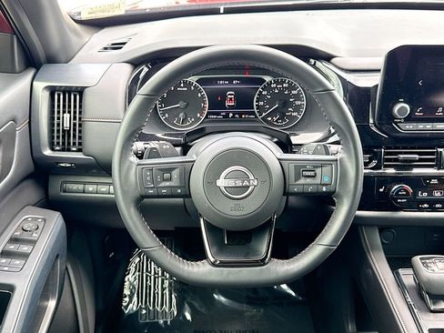 Used 2025 Nissan Pathfinder Rock Creek AWD/4WD image 23