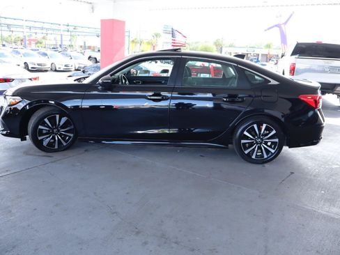 Used 2023 Honda Civic EX image 10