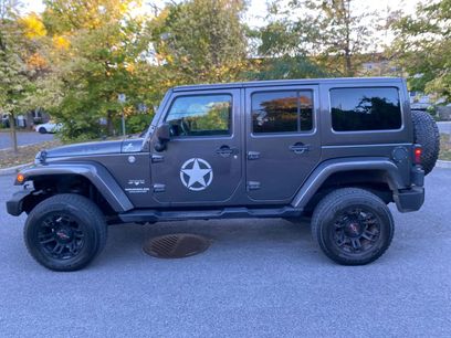 Used 2017 Jeep Wrangler Unlimited Sahara w/ Connectivity Group